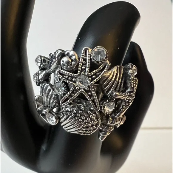 Seashell Beach Motif Silver Tone with rhinestones Ring sz 7 - Picture 1 of 12